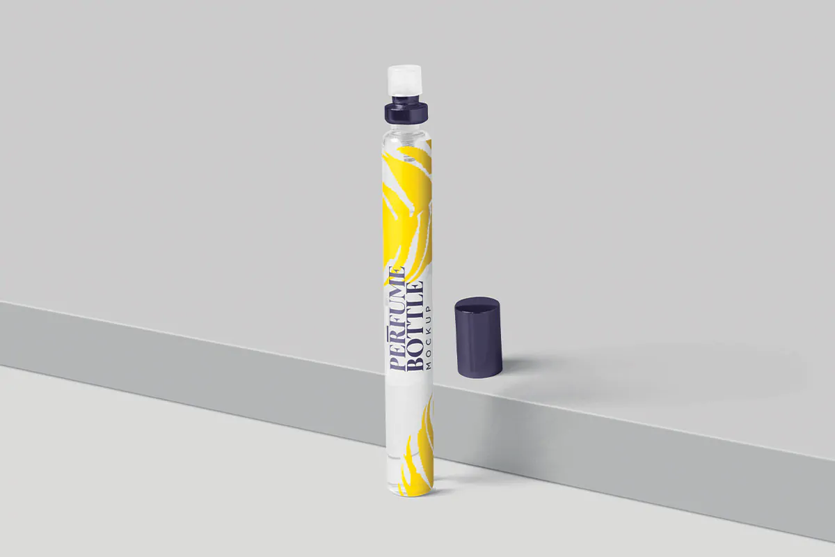 موکاپ شیشه عطر خودکاری باریک