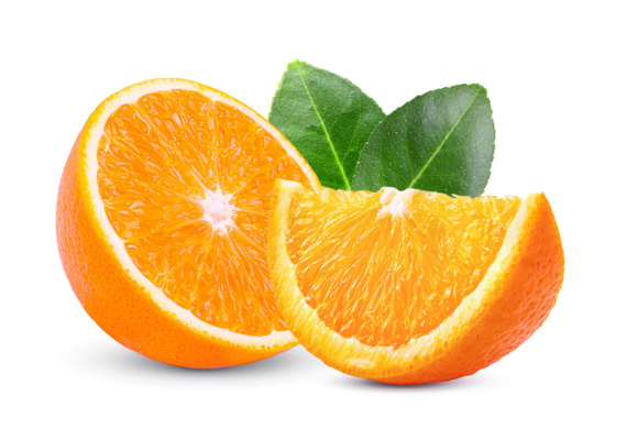 عکس پرتقال برش خورده با زمینه سفید
