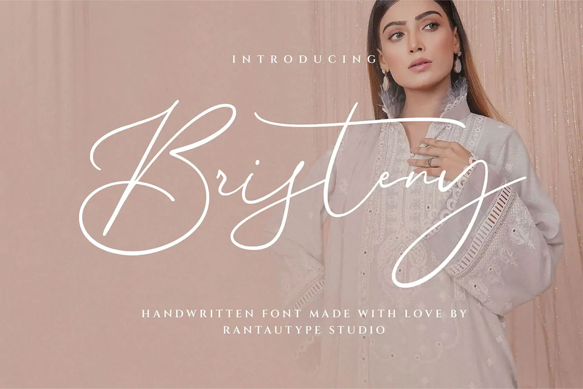 فونت دستنویس Bristeny